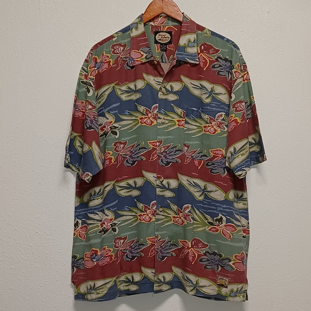 Tommy Bahama Men Hawaiin Button Down Short Sleeve Shirt